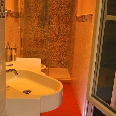 Guest house Demi's 3*